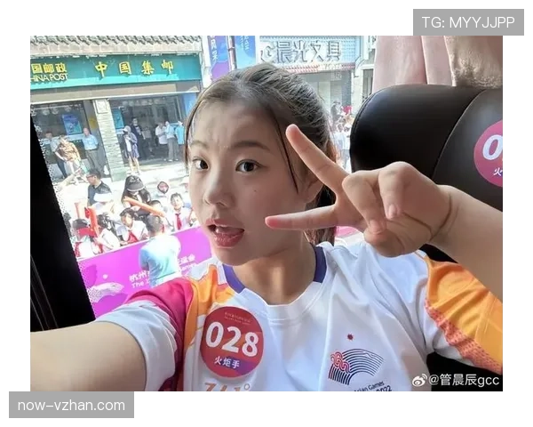 管晨辰家的猫都比我会花钱 管晨辰家的猫都比我会花钱